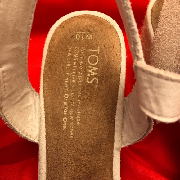 Toms Suede Rosa Sandal - Picture 3 of 8